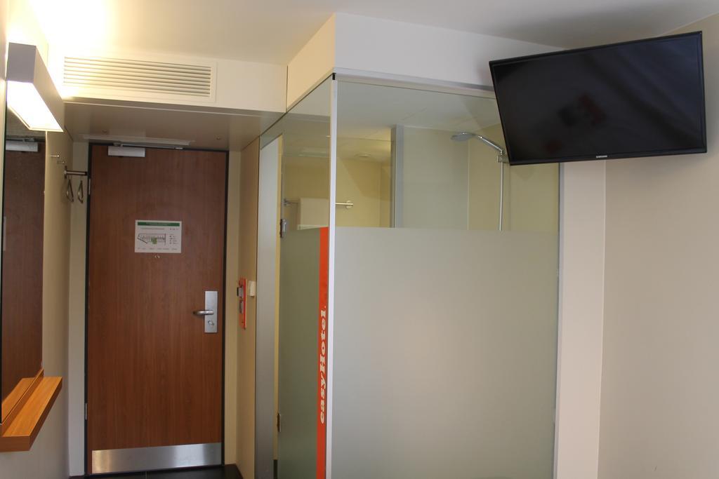 Easyhotel Frankfurt City Center Frankfurt am Main Rom bilde